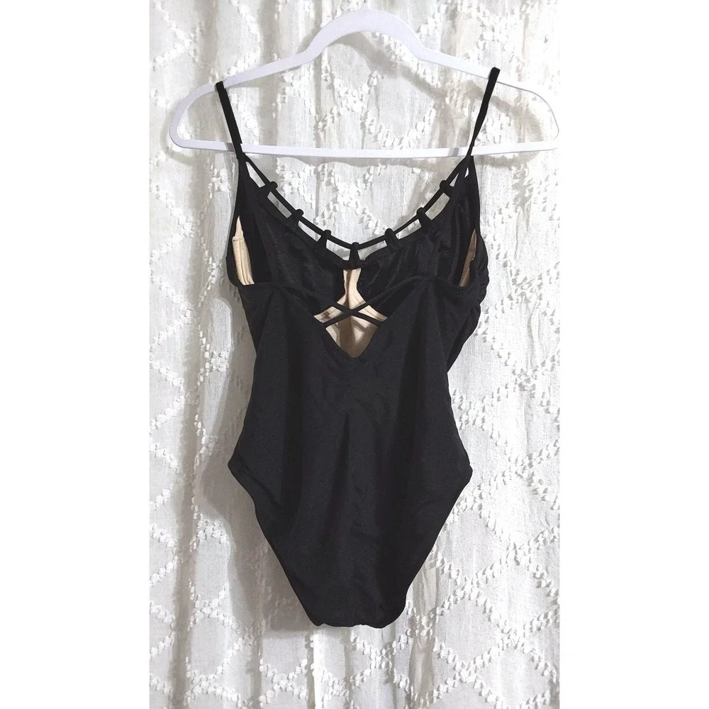 Carol Wior Vintage Black Lattice Cage Neck One Piece Swimsuit Womens Size 8 USA